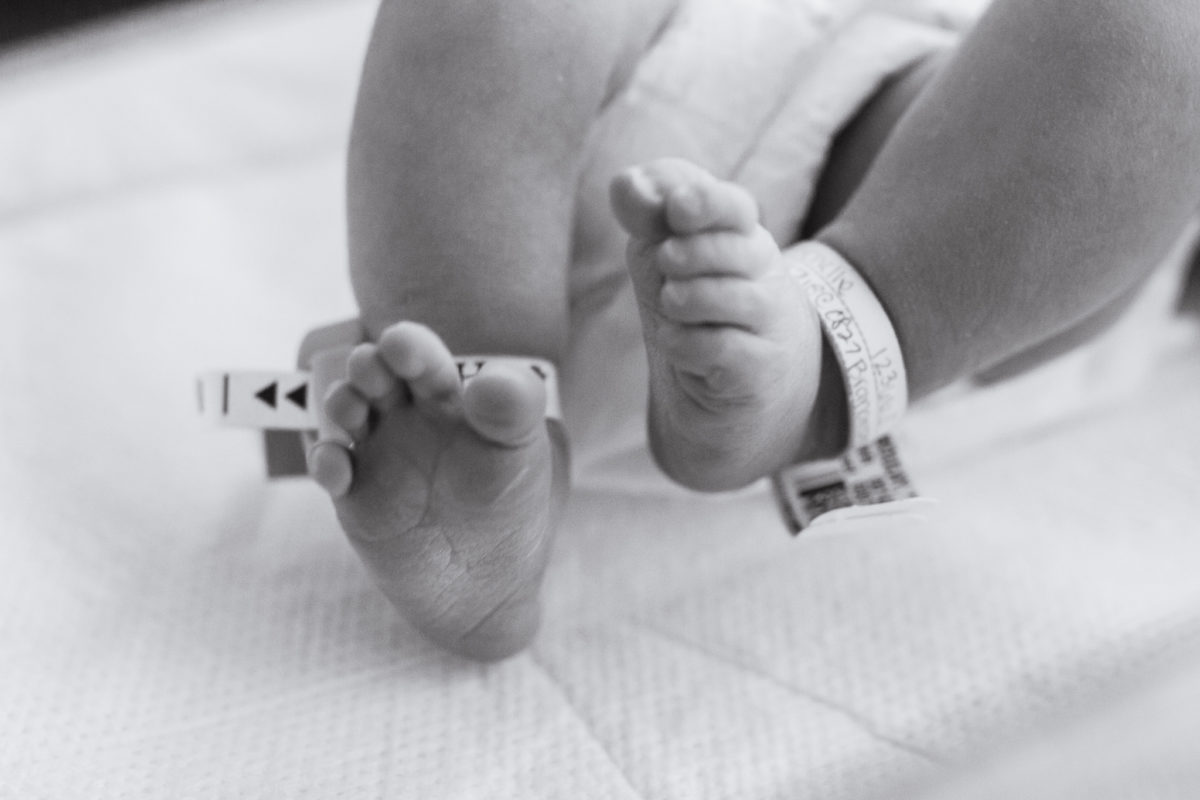 Phoenix, AZ Birth Photography at Banner Thunderbird Hospital